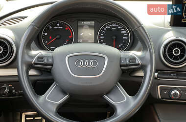 Седан Audi A3 2015 в 