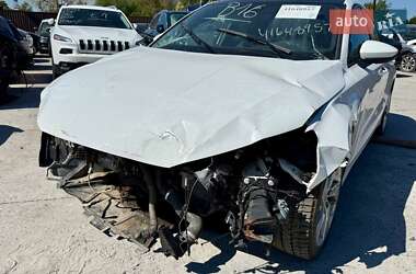 Седан Audi A3 2021 в 