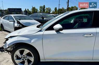 Седан Audi A3 2021 в 