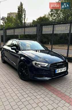 Седан Audi A3 2017 в Львове