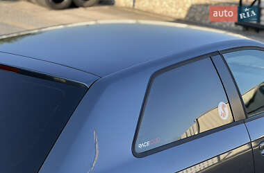 Хетчбек Audi A3 2004 в 