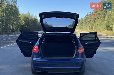 Хетчбек Audi A3 2011 в 