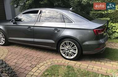 Седан Audi A3 2018 в 