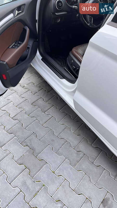 Седан Audi A3 2014 в Львове