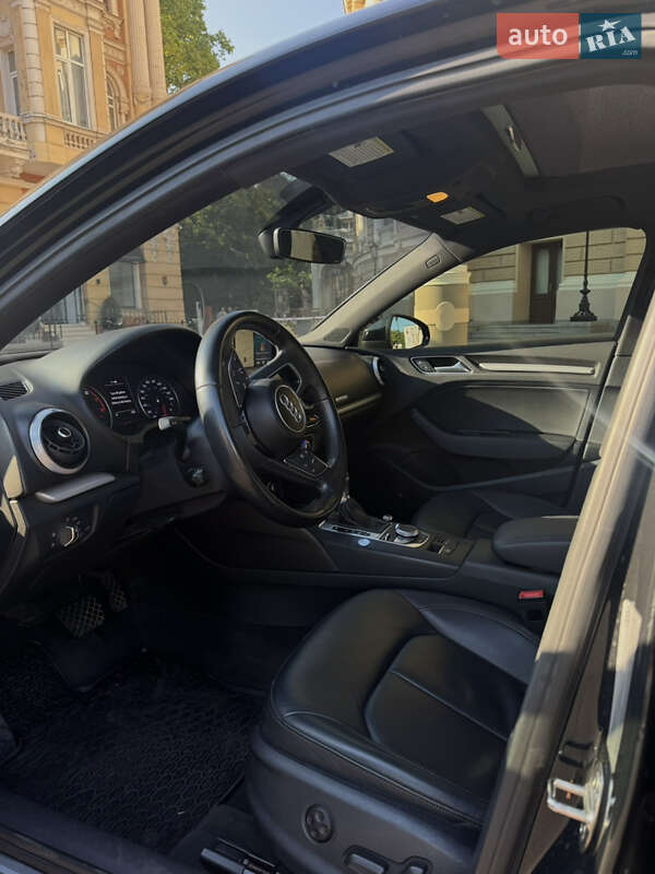 Седан Audi A3 2016 в Одесі