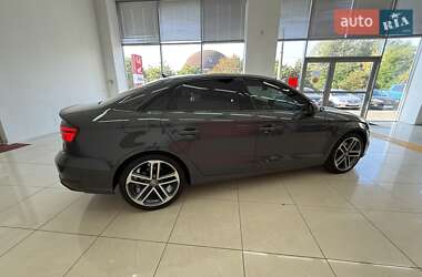 Седан Audi A3 2019 в 