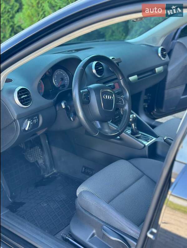 Хетчбек Audi A3 2010 в Львові фото 19 Хетчбек Audi A3 2010 в Львові