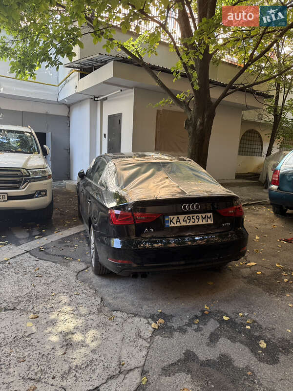 Седан Audi A3 2014 в Києві