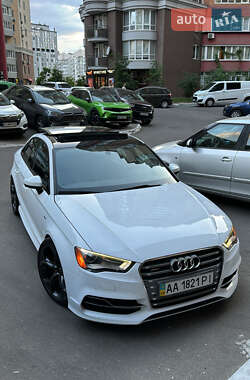 Седан Audi A3 2015 в 
