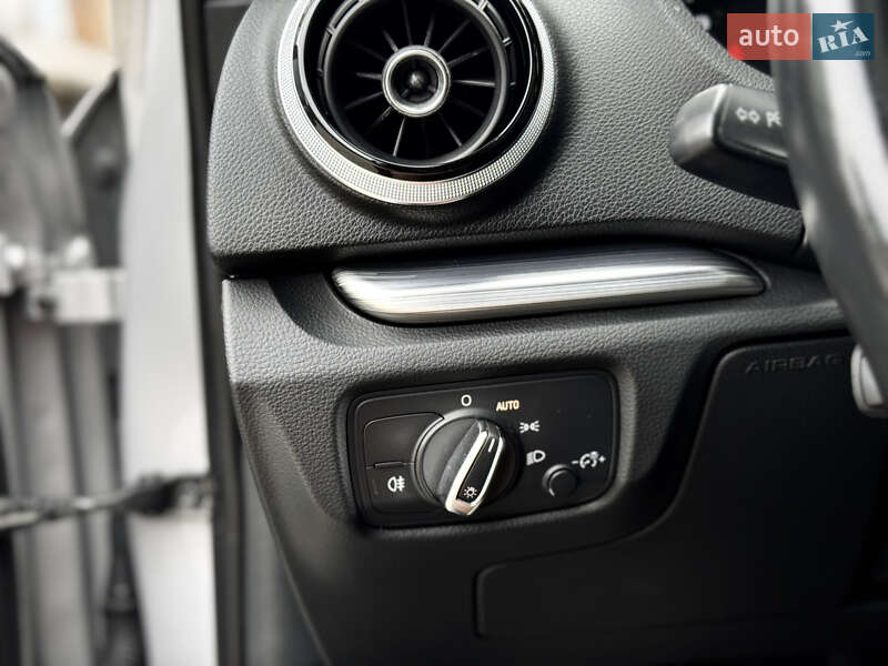 Седан Audi A3 2014 в Івано-Франківську