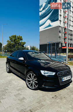 Седан Audi A3 2015 в Киеве