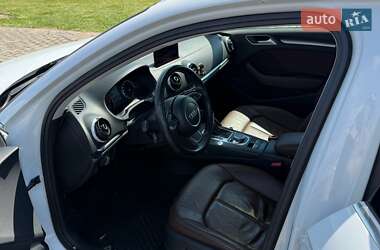 Седан Audi A3 2014 в 