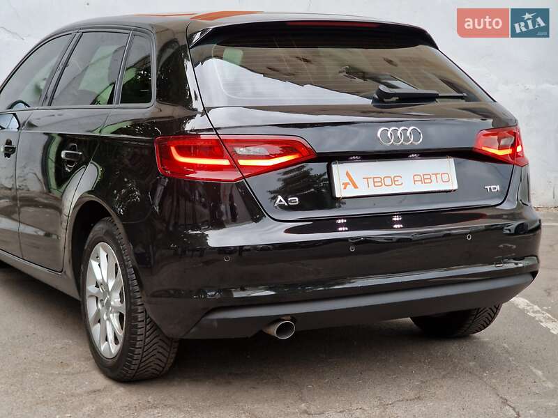 Хэтчбек Audi A3 2015 в Одессе