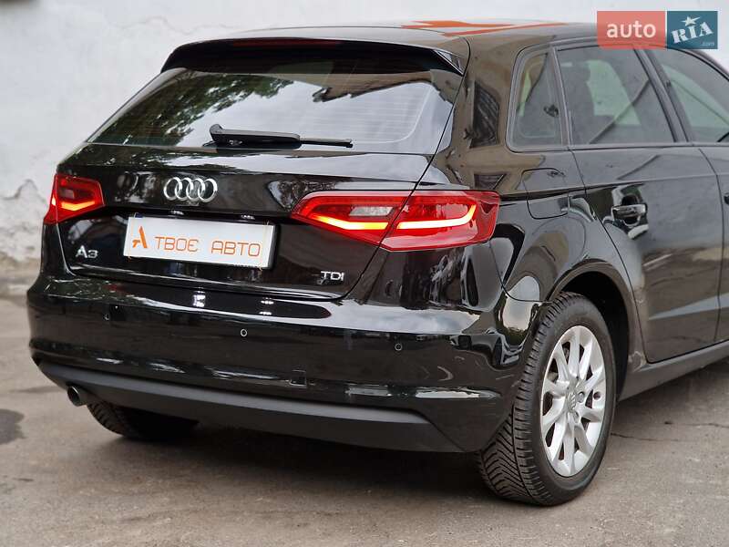 Хэтчбек Audi A3 2015 в Одессе