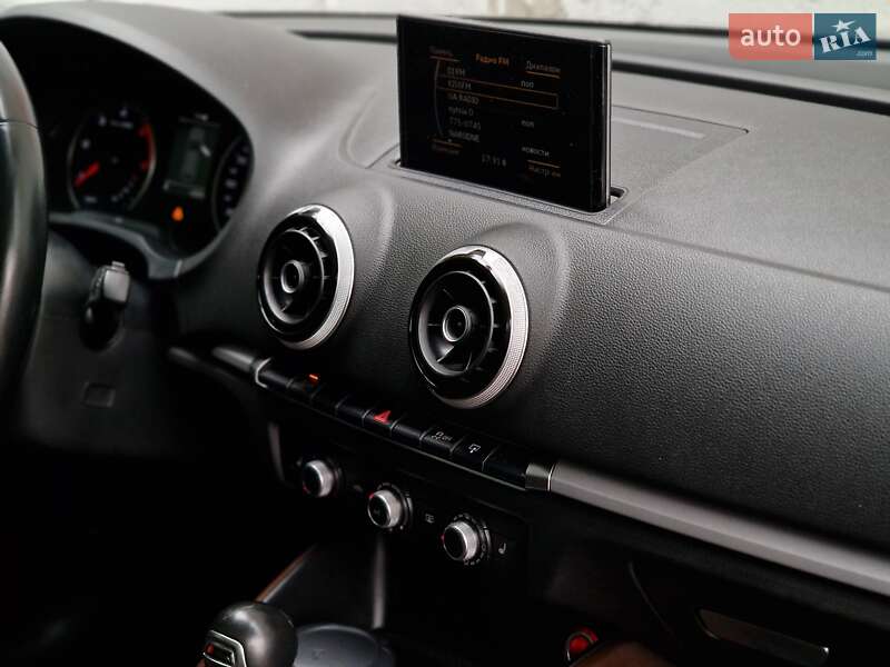 Хэтчбек Audi A3 2015 в Одессе