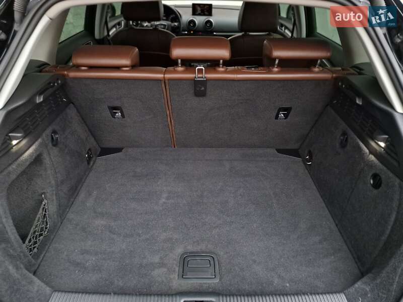 Хэтчбек Audi A3 2015 в Одессе