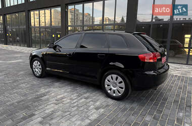 Хетчбек Audi A3 2006 в 