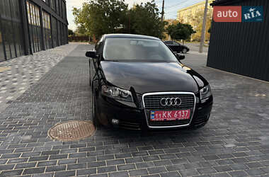 Хетчбек Audi A3 2006 в 
