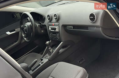 Хетчбек Audi A3 2006 в 