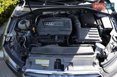 Седан Audi A3 2015 в Новояворовске