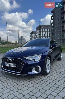 Седан Audi A3 2022 в Львове