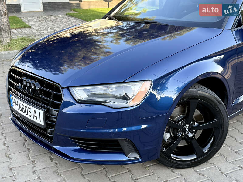 Седан Audi A3 2015 в Одессе