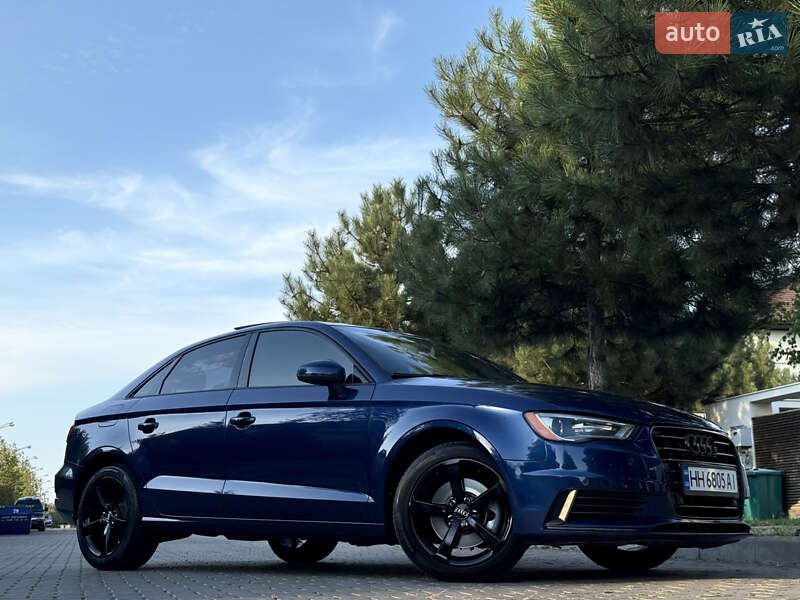 Седан Audi A3 2015 в Одессе
