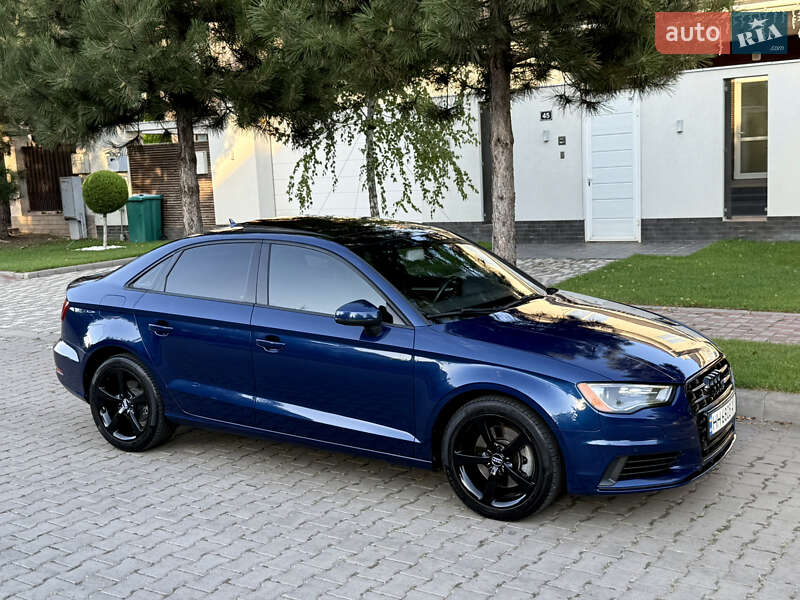 Седан Audi A3 2015 в Одессе
