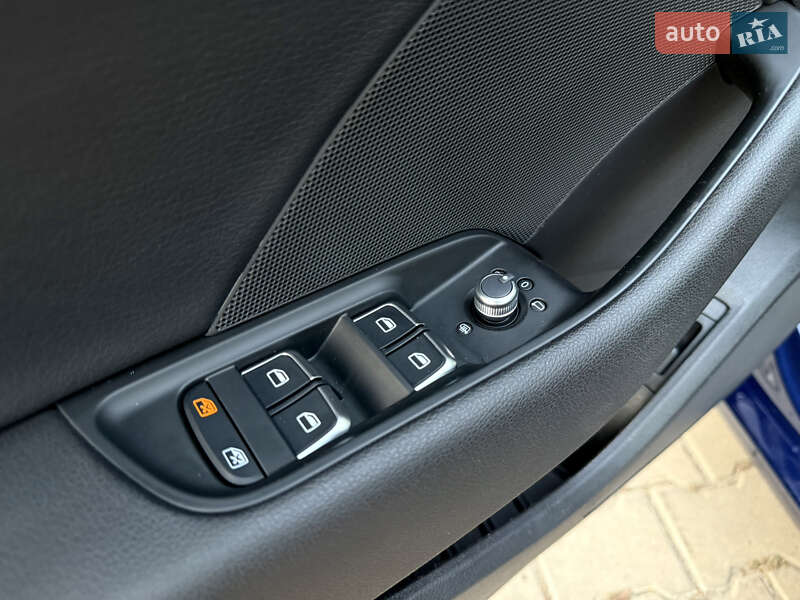 Седан Audi A3 2015 в Одессе
