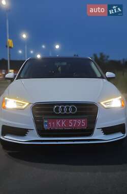 Седан Audi A3 2016 в 