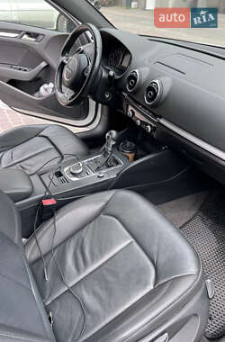 Седан Audi A3 2015 в 