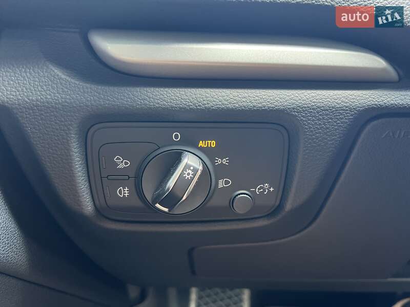 Хэтчбек Audi A3 2019 в Львове