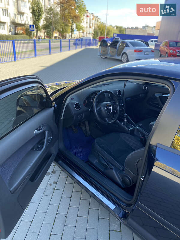 Хэтчбек Audi A3 2008 в Калуше