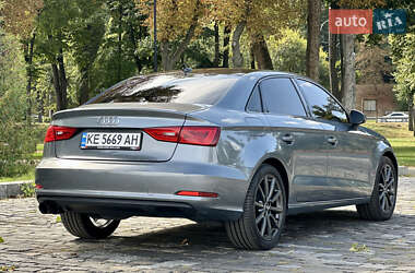 Седан Audi A3 2014 в 