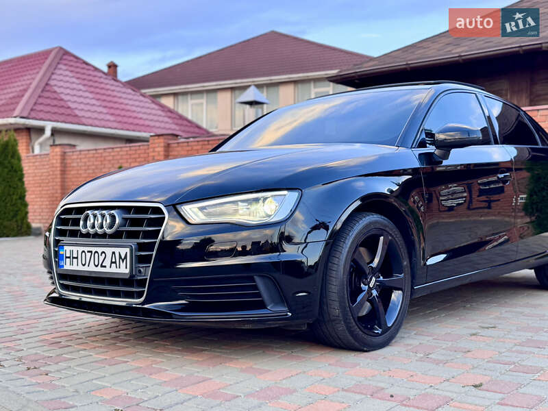 Седан Audi A3 2014 в Одессе