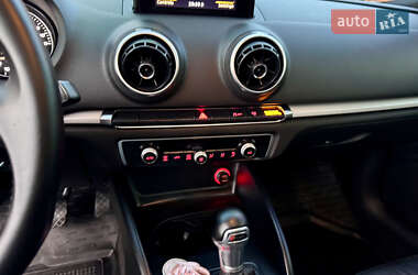 Седан Audi A3 2014 в 
