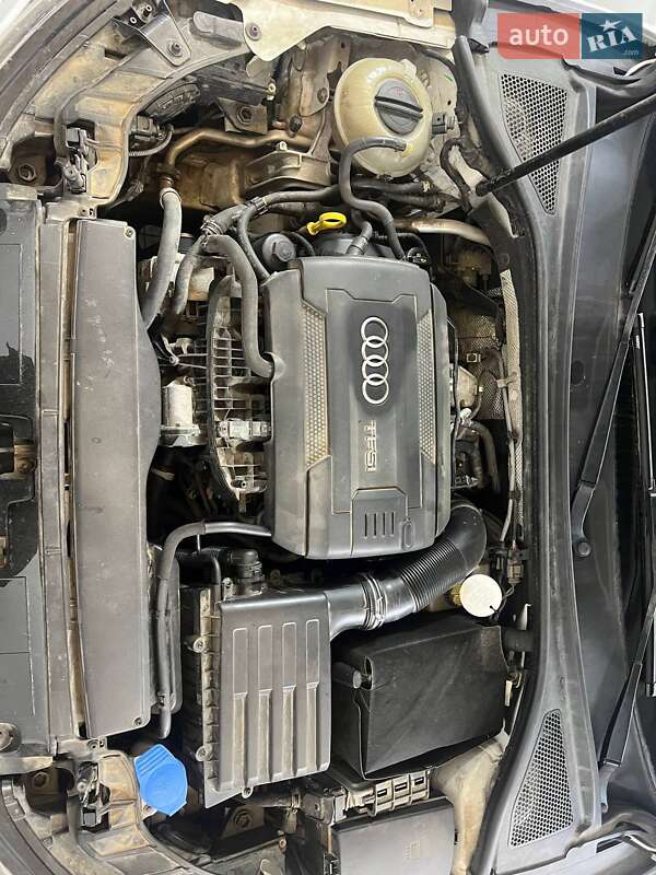 Седан Audi A3 2015 в Самборі