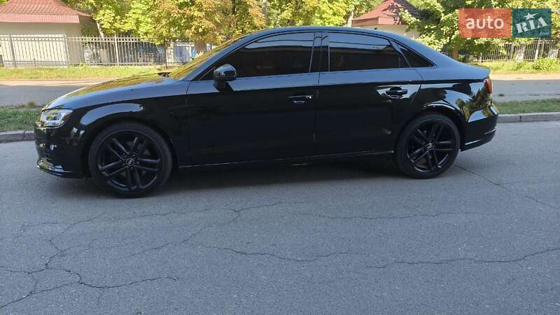 Седан Audi A3 2020 в Києві