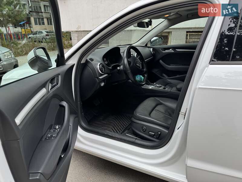Хетчбек Audi A3 2015 в Ізмаїлі