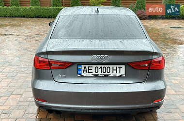 Седан Audi A3 2014 в 