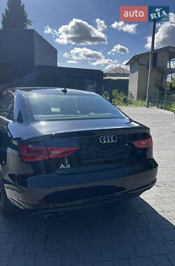 Седан Audi A3 2015 в 