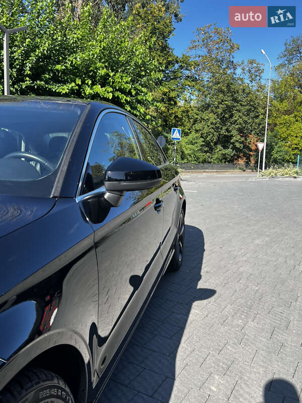 Седан Audi A3 2015 в Самборе