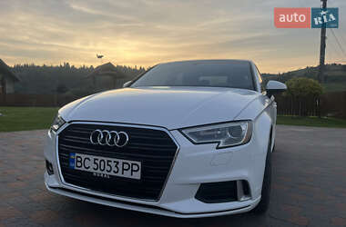 Седан Audi A3 2017 в Львові