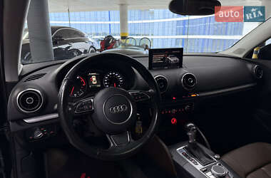 Седан Audi A3 2015 в 