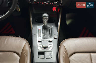 Седан Audi A3 2015 в 