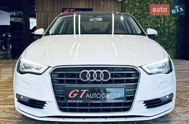 Седан Audi A3 2016 в 