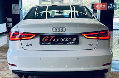 Седан Audi A3 2016 в 