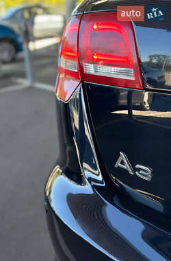 Хетчбек Audi A3 2012 в 