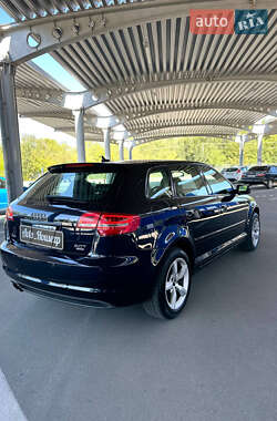 Хетчбек Audi A3 2012 в 