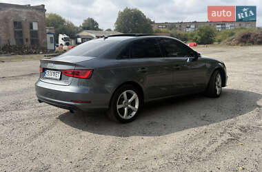 Седан Audi A3 2014 в 